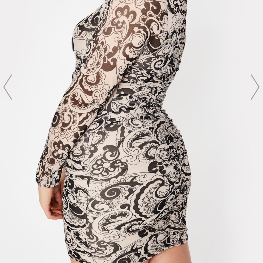 💀Psychedelic pattern ruched mini dress💀